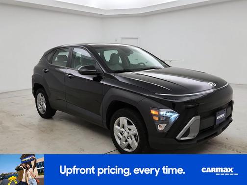 Black 2024 Hyundai KONA SE