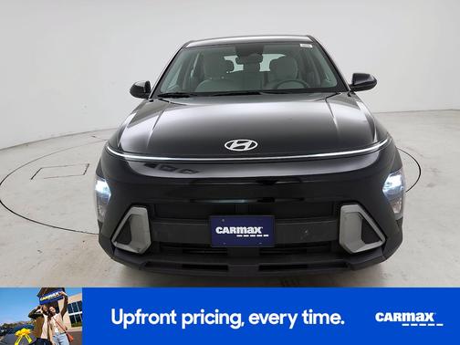 Black 2024 Hyundai KONA SE
