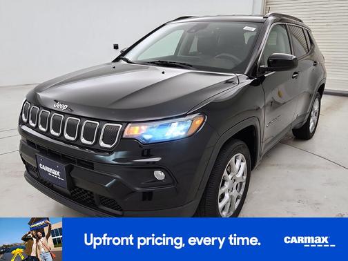 Black 2022 Jeep Compass Latitude Lux