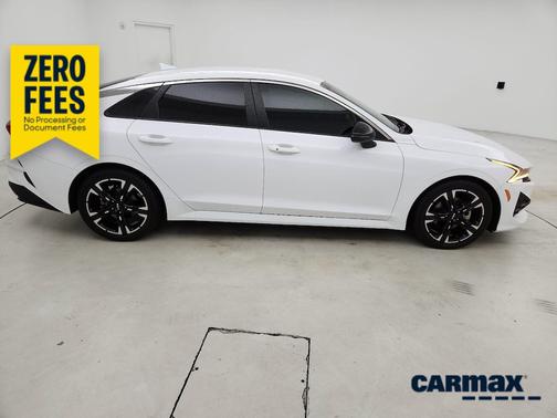 White 2022 Kia K5 GT-Line
