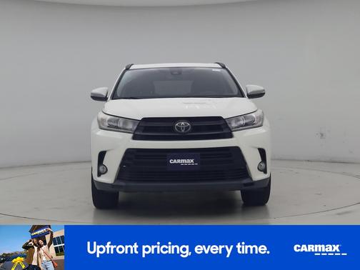 2017 Toyota Highlander SE