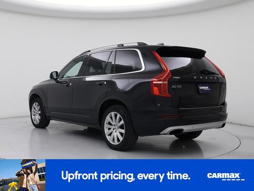 2017 Volvo XC90 T6 Momentum