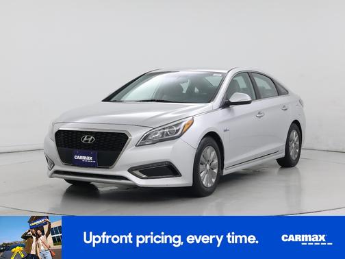 2016 Hyundai SONATA Hybrid SE
