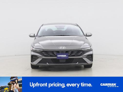 Silver 2025 Hyundai ELANTRA SEL Convenience