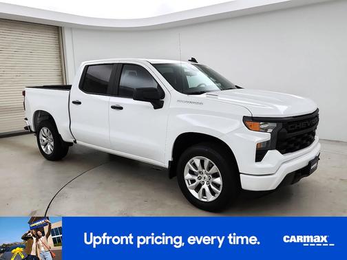 White 2025 Chevrolet Silverado 1500 Custom