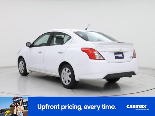 2015 Nissan Versa SV