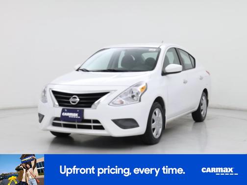 2015 Nissan Versa SV