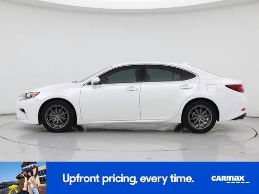 White 2017 Lexus ES 350