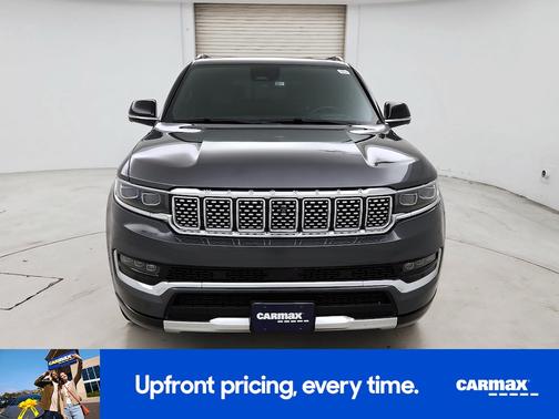 Gray 2023 Jeep Grand Wagoneer