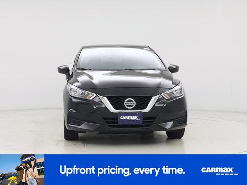 2022 Nissan Versa SV
