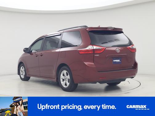 2020 Toyota Sienna LE