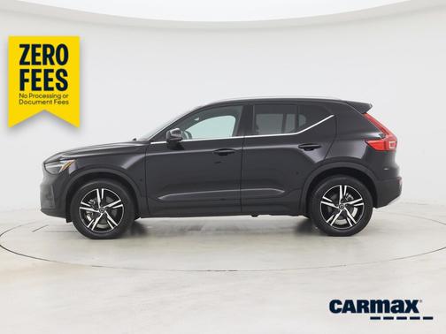 Black 2025 Volvo XC40 B5 Core Bright Theme