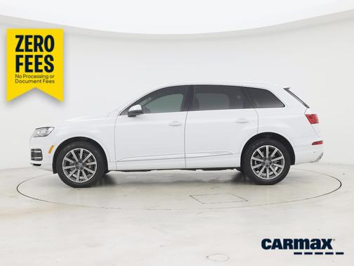 White 2019 Audi Q7 Premium Plus