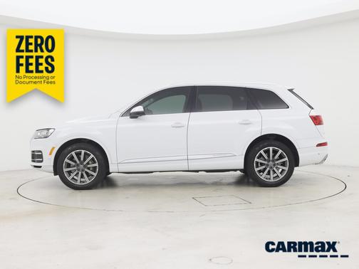 White 2019 Audi Q7 Premium Plus
