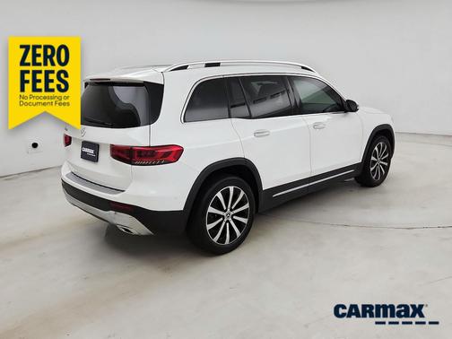 White 2022 Mercedes-Benz GLB 250