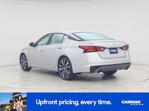 2022 Nissan Altima SR