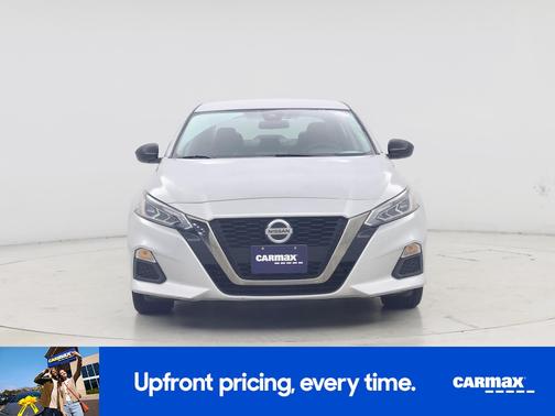 2022 Nissan Altima SR