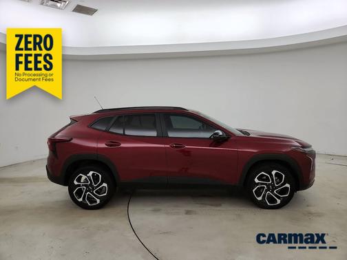 Red 2025 Chevrolet Trax 2RS