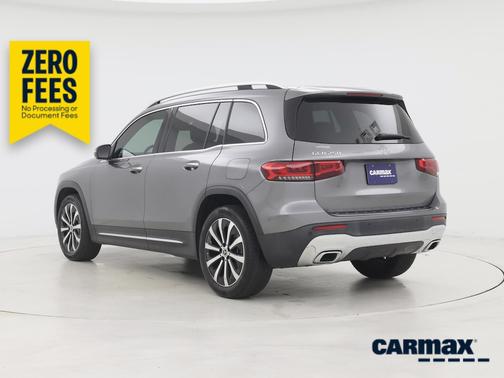 Gray 2022 Mercedes-Benz GLB 250