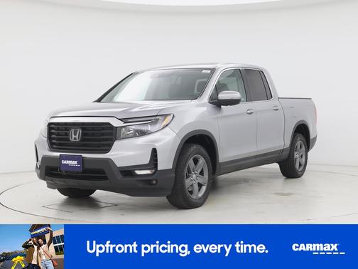 Silver 2023 Honda Ridgeline RTL