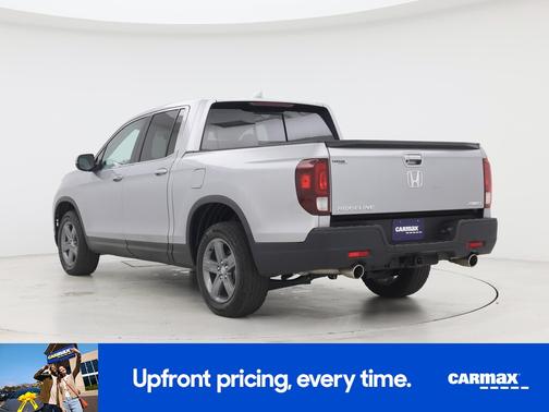 Silver 2023 Honda Ridgeline RTL
