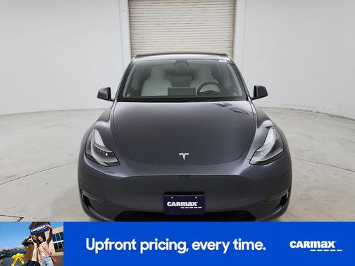 Gray 2023 Tesla Model Y Performance