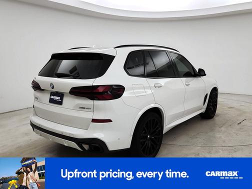 White 2024 BMW X5 xDrive40i
