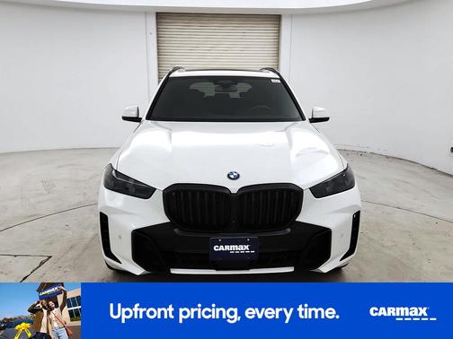 White 2024 BMW X5 xDrive40i