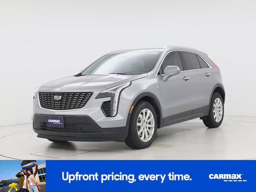 Gray 2023 Cadillac XT4 Luxury