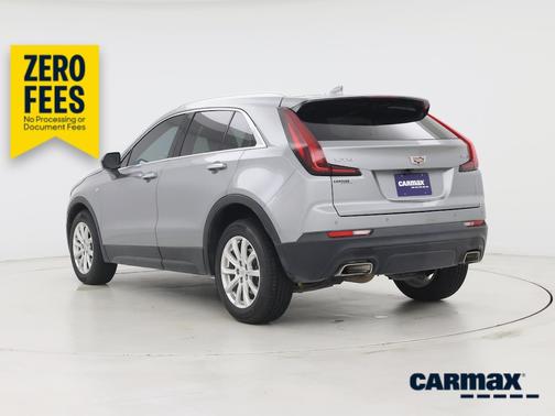 Gray 2023 Cadillac XT4 Luxury