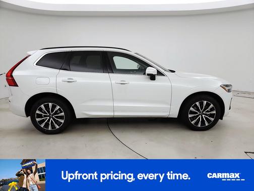 Pearl 2023 Volvo XC60 B5 Core