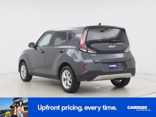 Gray 2025 Kia Soul LX