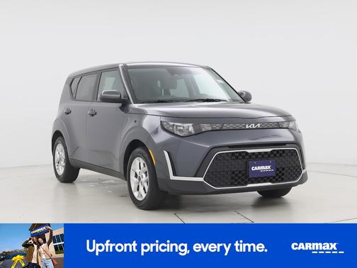 Gray 2025 Kia Soul LX