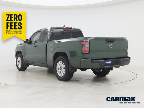 Green 2022 Nissan Frontier SV