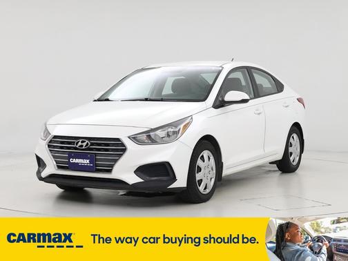 2020 Hyundai Accent SE