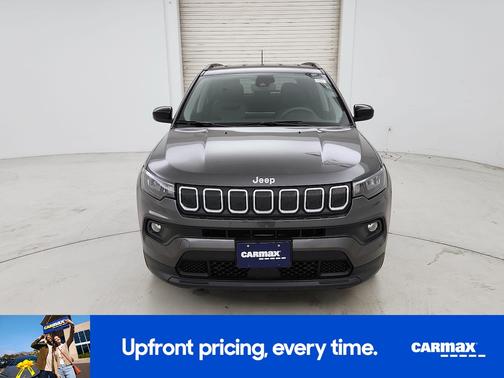 Gray 2022 Jeep Compass Latitude