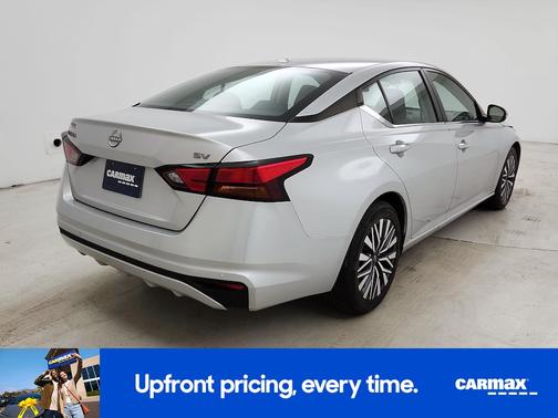 Silver 2023 Nissan Altima SV