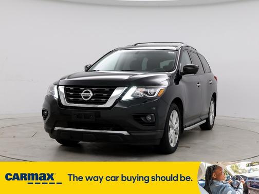 2019 Nissan Pathfinder SL