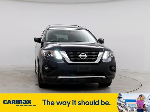 2019 Nissan Pathfinder SL