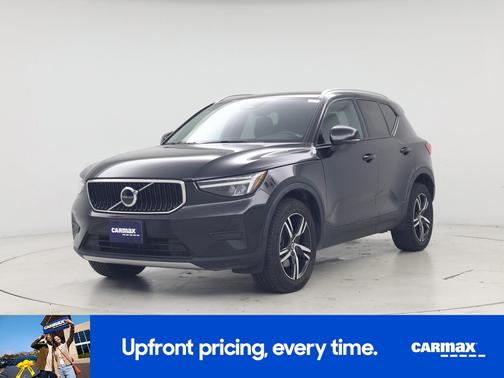 2023 Volvo XC40 B5 Core