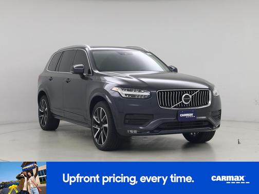 2022 Volvo XC90 T6 Momentum