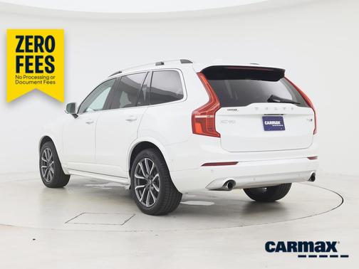 White 2018 Volvo XC90 T5 Momentum