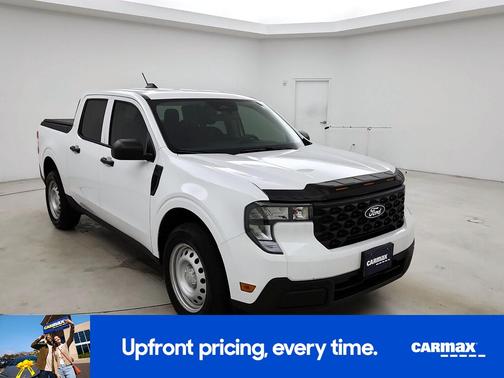 White 2025 Ford Maverick XL