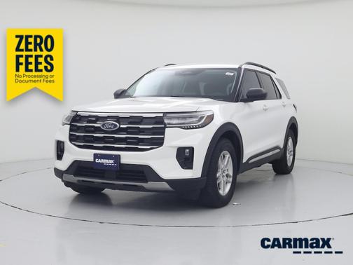 White 2025 Ford Explorer Active