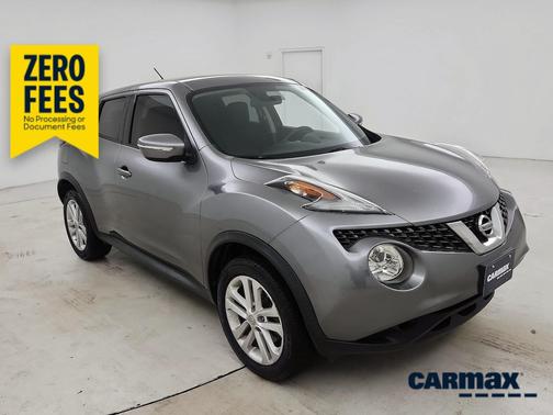 Gray 2017 Nissan Juke S