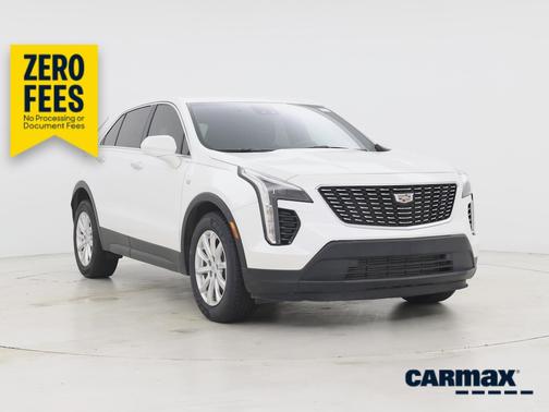 White 2021 Cadillac XT4 Luxury