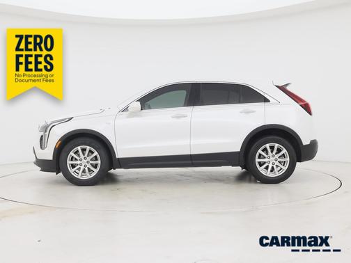 White 2021 Cadillac XT4 Luxury