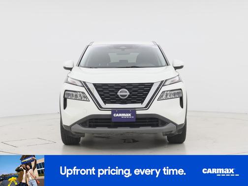 White 2022 Nissan Rogue SV