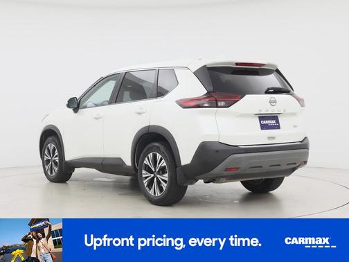 White 2022 Nissan Rogue SV
