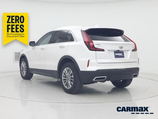 White 2025 Cadillac XT4 Premium Luxury